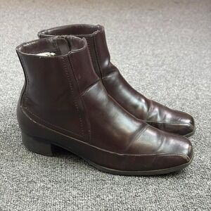 Predictions Leather Side Zip Women's Size 7.5 W Square Toe Campus Boots